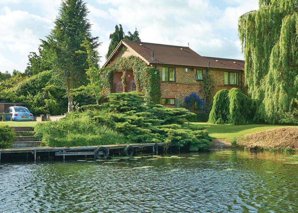 York Lakeside Lodges — Photos 1